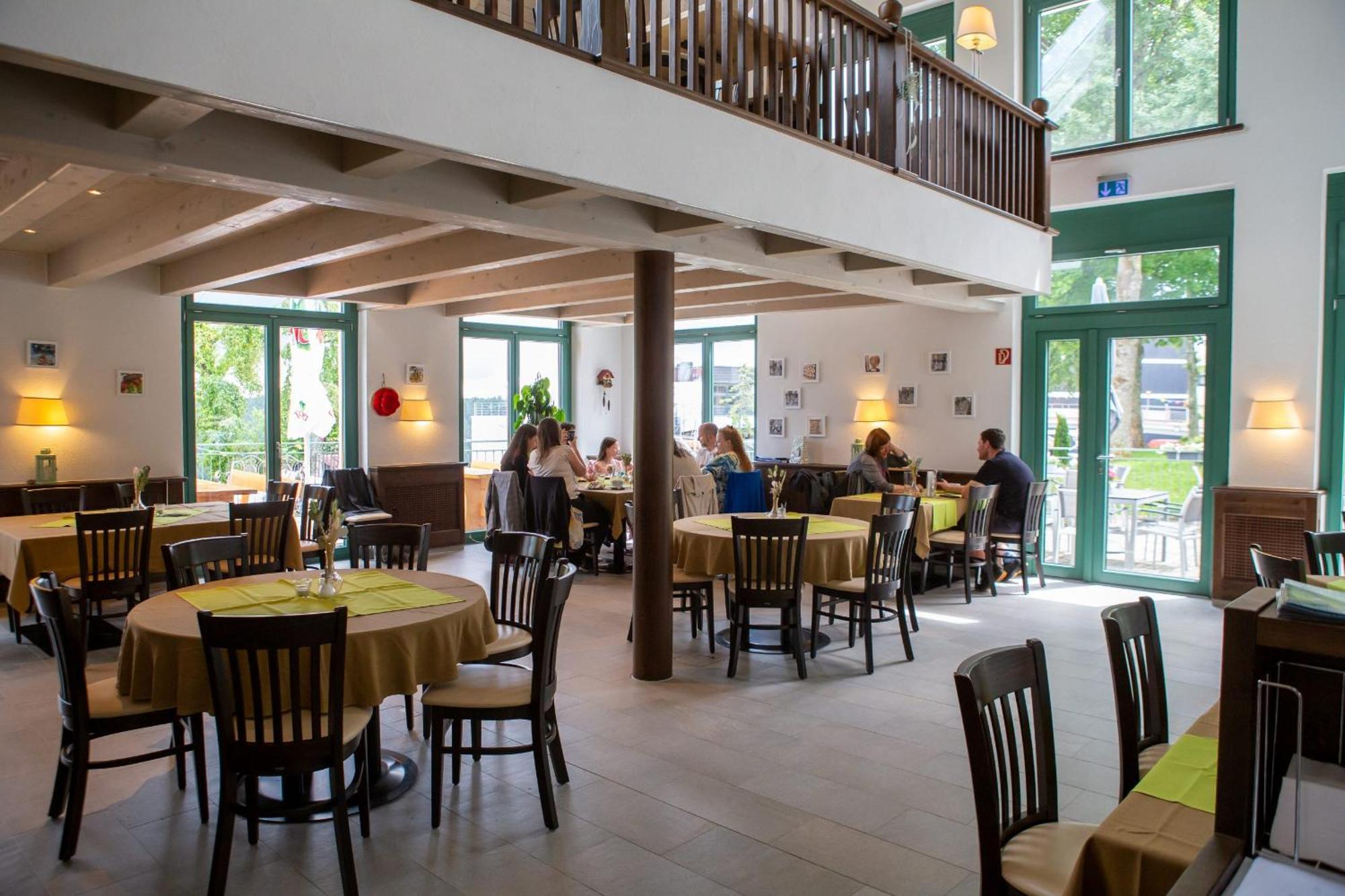 Hotel Restaurant Auerhahn บาดวิลด์บาด ภายนอก รูปภาพ