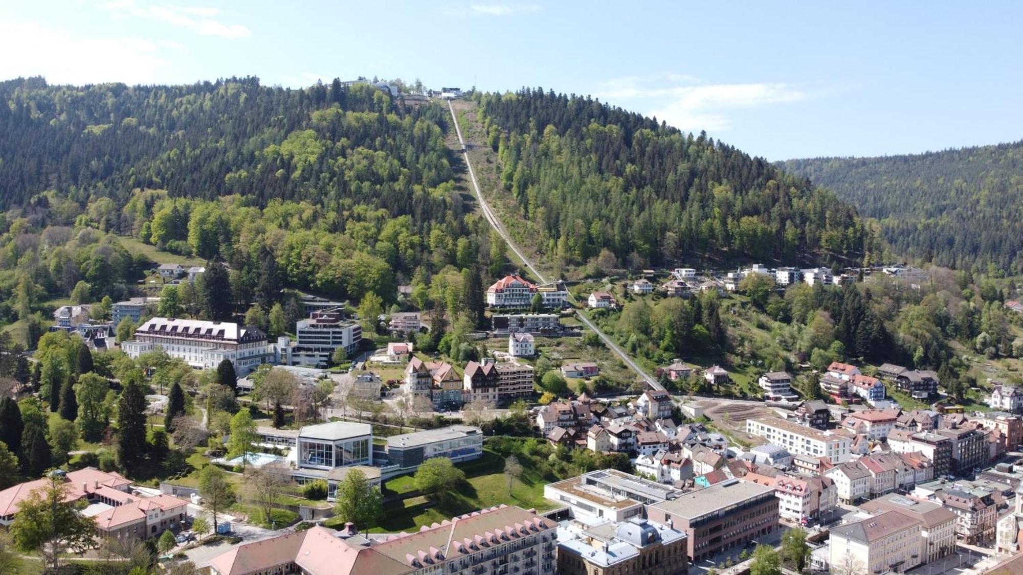 Hotel Restaurant Auerhahn บาดวิลด์บาด ภายนอก รูปภาพ
