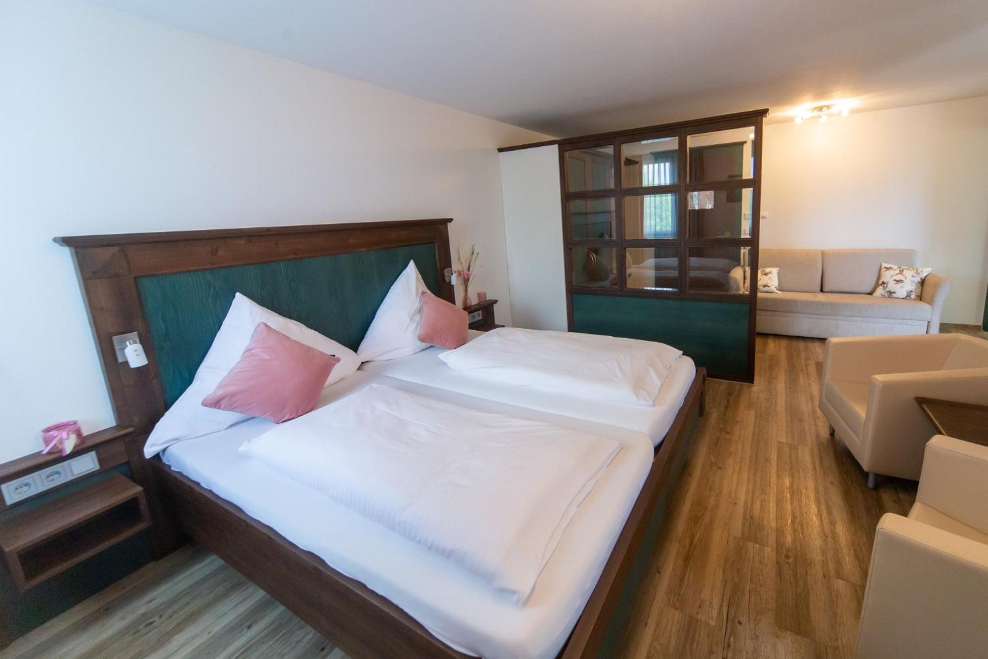Hotel Restaurant Auerhahn บาดวิลด์บาด ภายนอก รูปภาพ