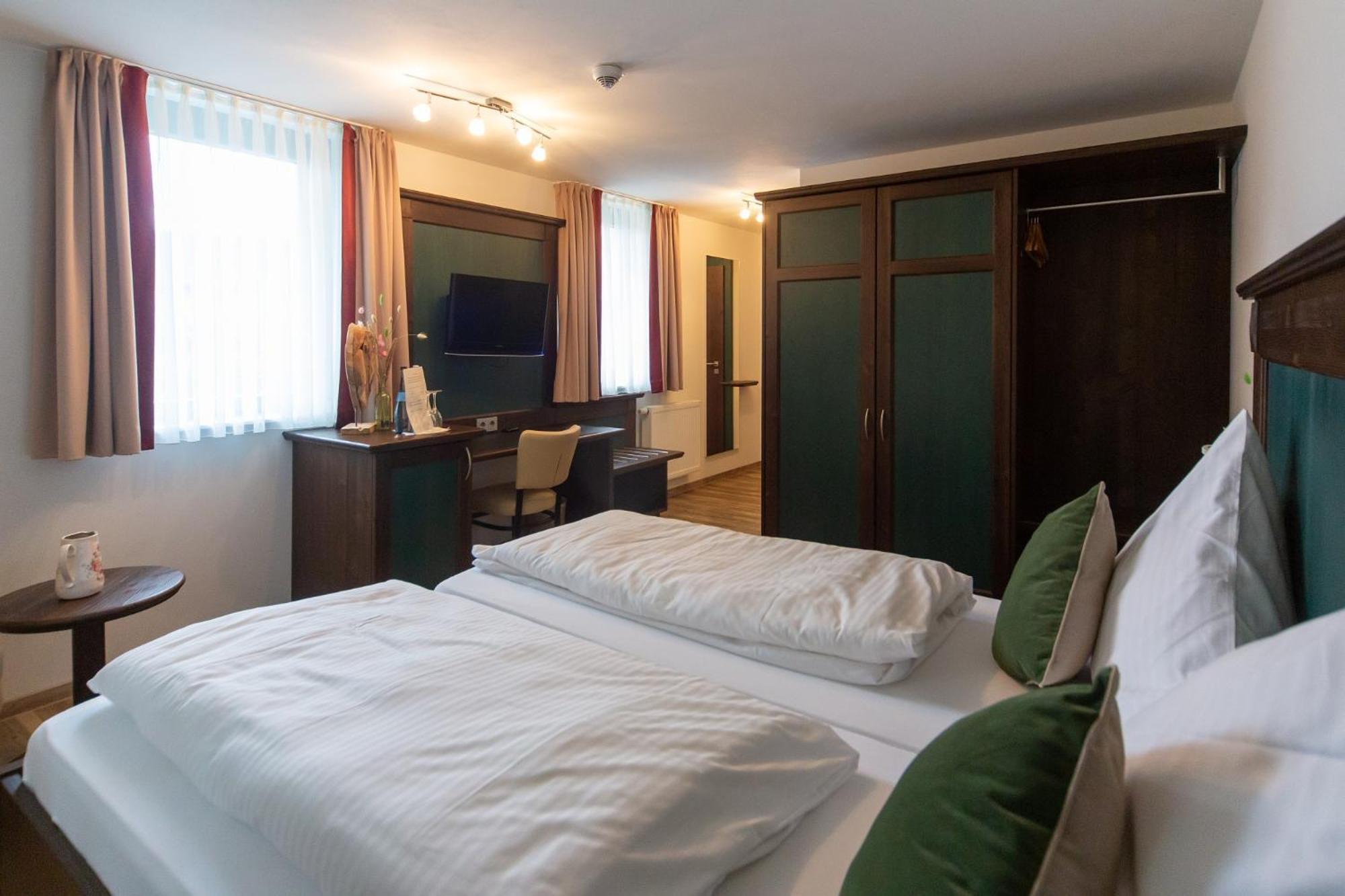 Hotel Restaurant Auerhahn บาดวิลด์บาด ภายนอก รูปภาพ