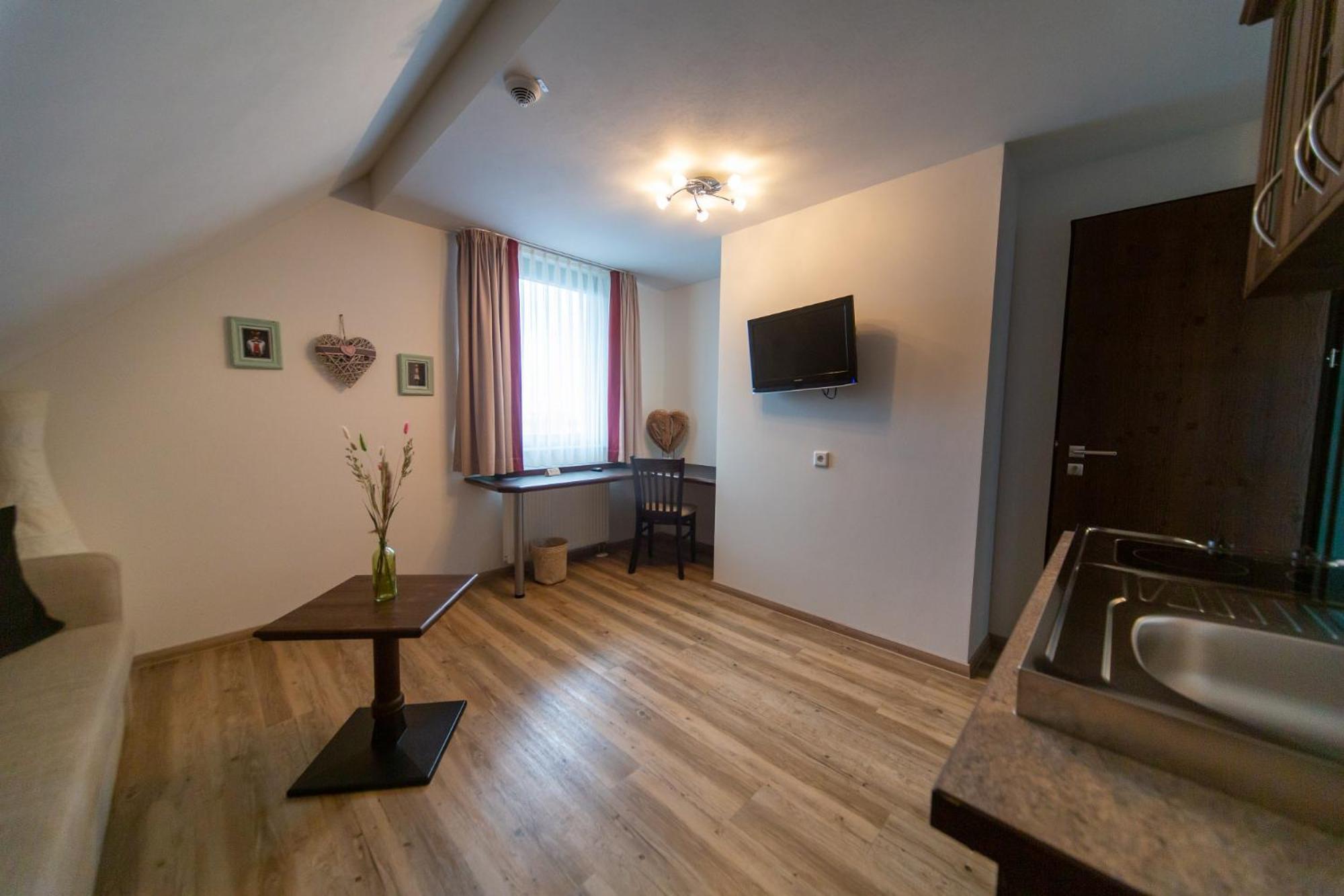 Hotel Restaurant Auerhahn บาดวิลด์บาด ภายนอก รูปภาพ