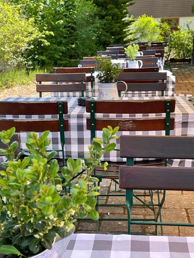 Hotel Restaurant Auerhahn บาดวิลด์บาด ภายนอก รูปภาพ